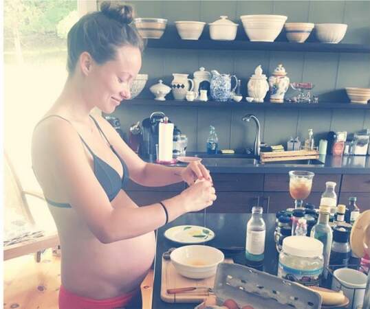 Olivia Wilde est une maman heureuse qui vit sa grossesse avec humour sur les réseaux sociaux. 