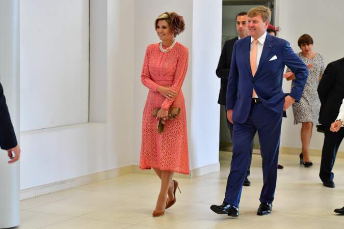 Willem-Alexander et Maxima des Pays-Bas (en robe Elie Saab) lors d'une visite d'état au Portugal le 11 octobre 2017