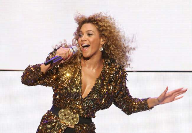 Beyonce Performs au Glastonbury Festival en 2011