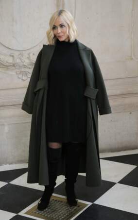 Défilé Dior printemps/été 2018 : Emmanuelle Béart, les cheveux courts et blond platine