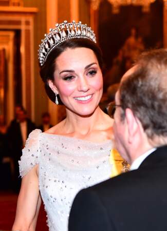 Kate Middleton porte à nouveau la tiare préférée de Diana