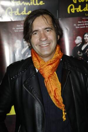 L'acteur Thierry Samitier est l'un des acteurs principaux de la série Nos chers voisins sur TF1