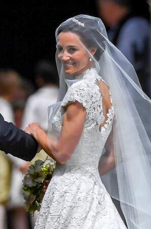 Pippa Middleton, ravissante en robe Giles Deacon, lors de son mariage à Englefield, le 20 mai 2017