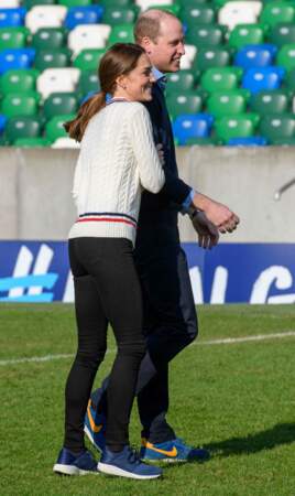 William et Kate, très proches, lors d'un évènement de l'association de football irlandaise, le 27 février 2019