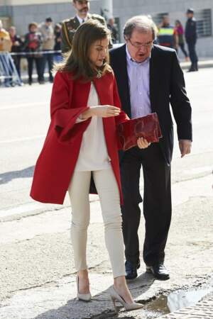 Letizia d'Espagne dans une veste Zara, à 89,95 euros