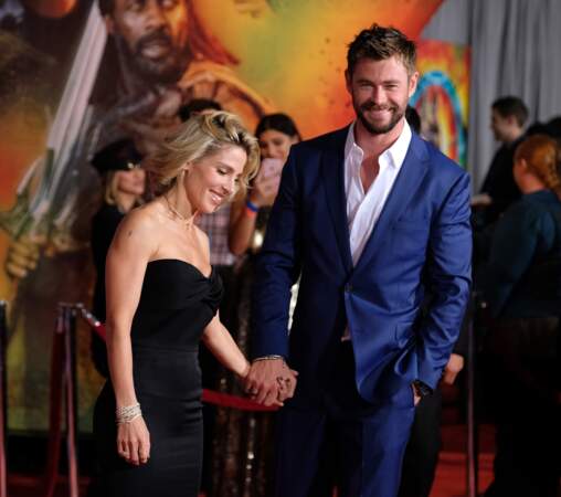 Chris Hemsworth et sa femme Elsa Pataky, très complices à la première de "Thor", en 2017