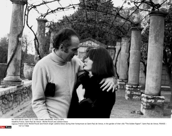 Michel Piccoli et Juliette Gréco en lune de miel à Saint-Paul de Vence, en 1966