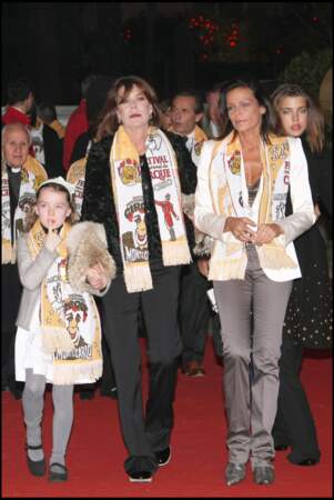 Alexandra de Hanovre, sa mère Caroline, la princesse Stéphanie et Charlotte Casiraghi le 19 janvier 2008