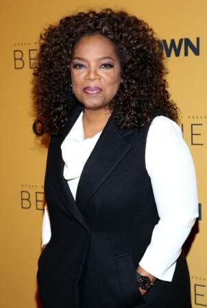 Oprah Winfrey porte avec fierté son nappy hair. 