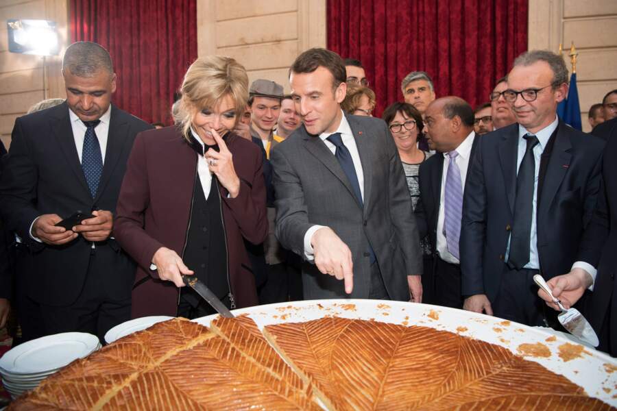 Emmanuel Macron et Brigitte Macron fêtent l'Épiphanie avec la traditionnelle Galette des rois à l'Elysée