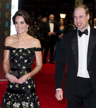 Le prince william et Kate Middleton, les épaules nues aux Bafta awards