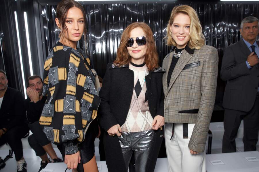 Adele Exarchopoulos, Isabelle Huppert et Lea Seydoux sont au front row du défilé Louis Vuitton printemps-été 2019.