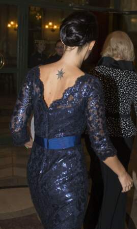 La princesse Sofia Hellqvist et son tatouage sous la nuque, lors de l'anniversaire de la reine Silvia, en 2013