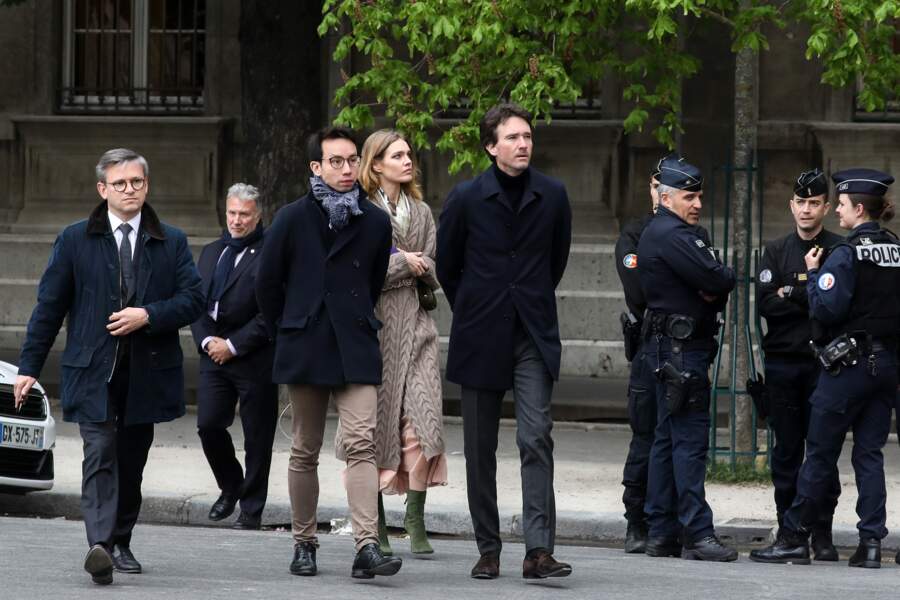 Natalia Vodianova et Antoine Arnault se sont rendus à Notre-Dame de Paris, moins de 24 heures après l'incendie