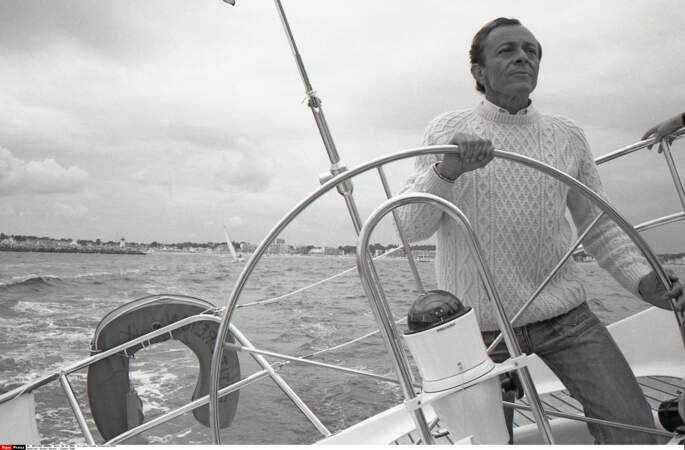 1980, Michel Rocard sur son voilier