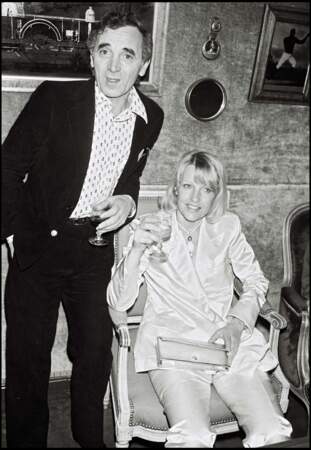 Charles Aznavour et sa femme Ulla à l'Olympia en 1980