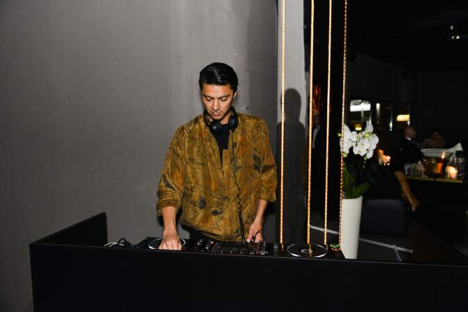 Le DJ mexicain Cesar Urbina 