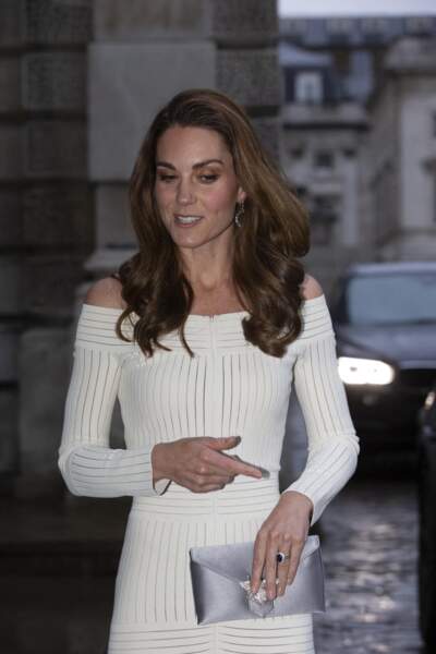 Kate Middleton dans une robe près du corps à Londres, le 12 juin 2019
