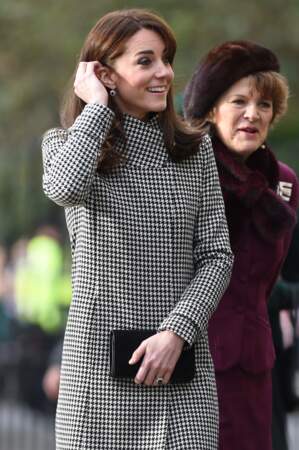 La duchesse de Cambridge dans son manteau Reiss