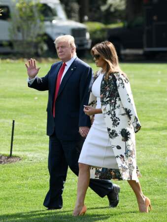 Melania et Donald Trump main dans la main