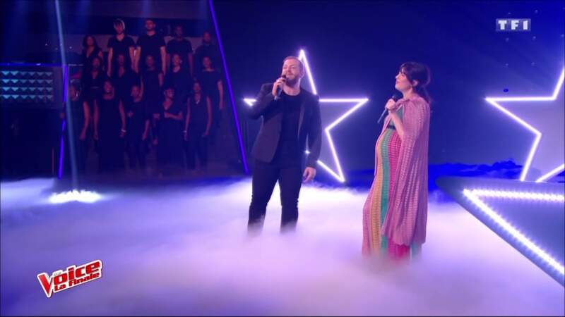 Nolwenn Leroy enceinte sur la finale de The Voice avec Nikola en duo