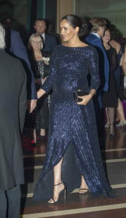 Meghan Markle rend hommage à la robe à sequins Catherine Walker de Lady Di