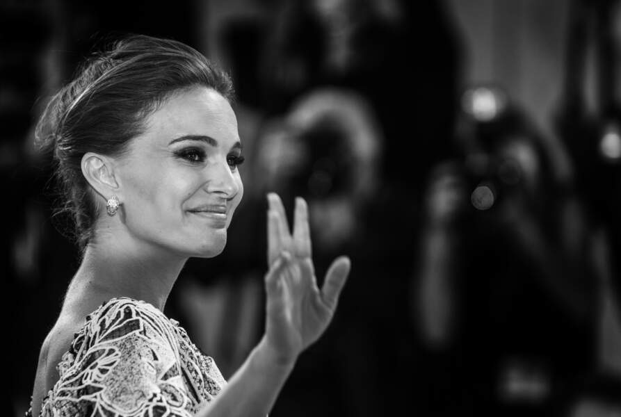 Natalie Portman, future maman en Bulgari - Gala