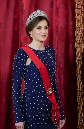 La reine Letizia d'Espagne au look sublime