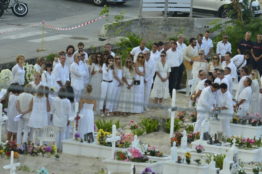 Obsèques de Johnny Hallyday à Saint Barth : une cérémonie dans la tradition antillaise