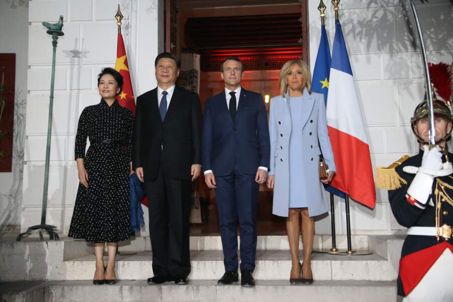 Emmanuel et Brigitte Macron ont reçu le président chinois Xi Jinping et sa femme dimanche 24 mars