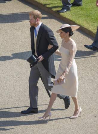 Le 22 mai, pour les 70 ans du prince Charles célébrés à Buckingham, Meghan avait ainsi ramassé ses cheveux.