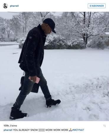 Pour Pharell Williams, la neige n'est pas une excuse : il bosse par tous les temps