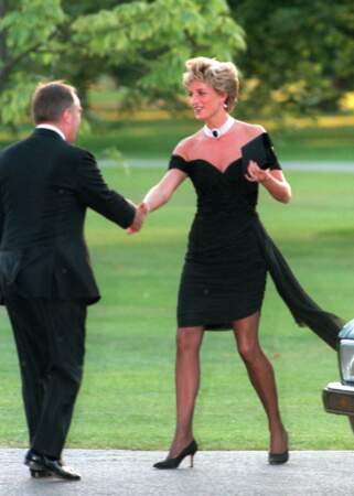 Novembre 1994, il y'a 23 ans la princesse de Galles participait à une soirée organisée par Vanity Fair