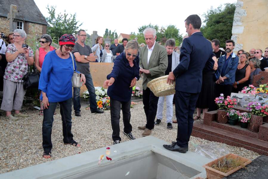 Obsèques de François Corbier : Ariane Carletti, Dorothée, Jacky Jakubowicz