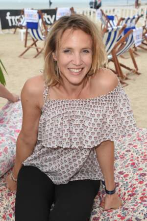 Marie Kremer sur la plage lors du festival du film de Cabourg le 16 juin 2018