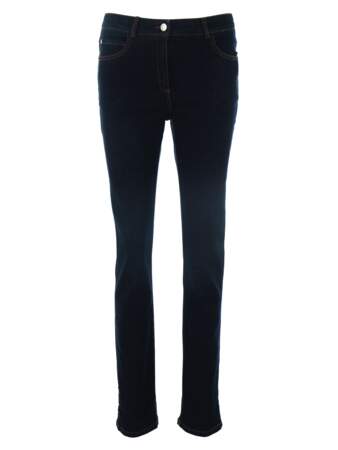 Basique, jeans noir à coutures contrastantes, 75 € (Armor Lux).
