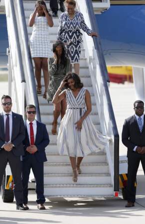 La première dame Michelle Obama arrive en Espagne avec ses filles Malia et Sasha, et sa mère Marian 