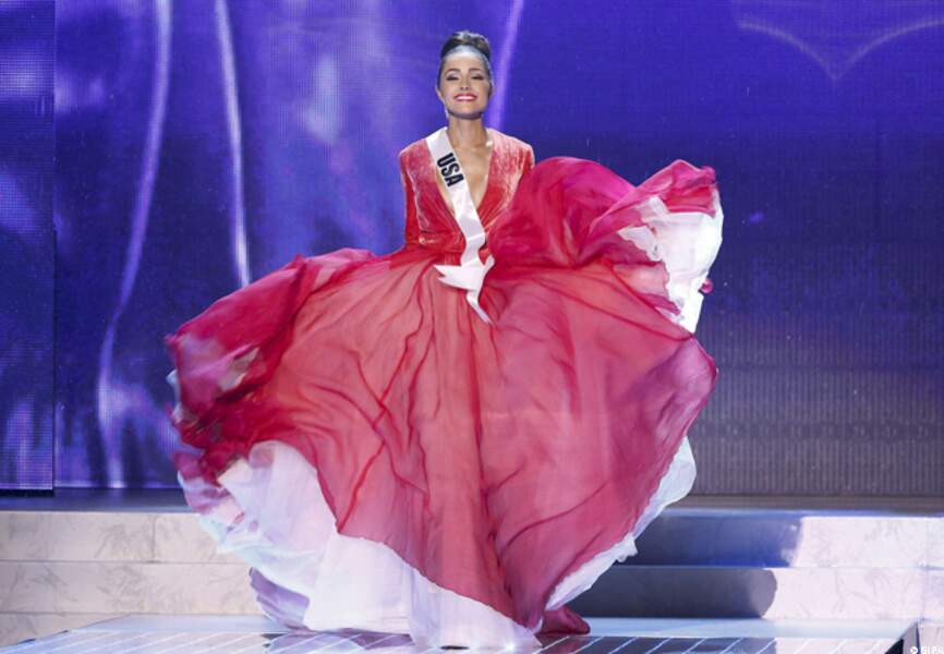 Sublime robe rouge pour Miss USA