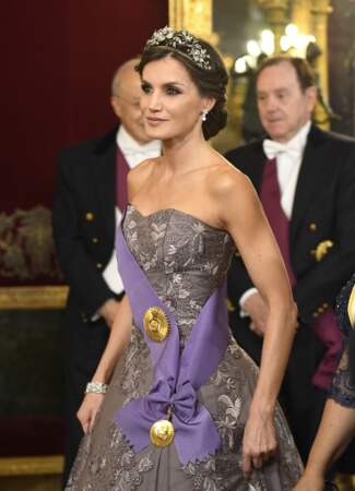 La reine Letizia d'Espagne, accueille le président du Pérou et sa femme  au Palais Royal à Madrid le 27 février