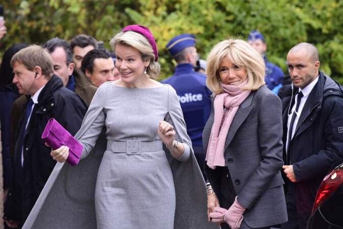 Brigitte en compagnie de la reine Mathilde de Belgique, le 20 novembre 2018