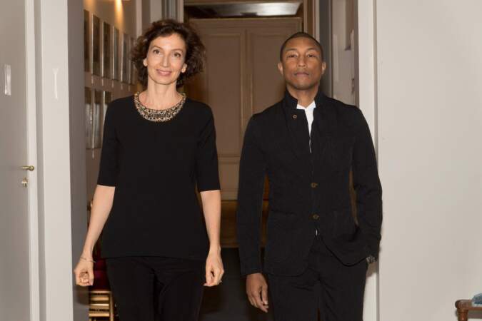  Pharrell Williams et la ministre Audrey Azoulay. 