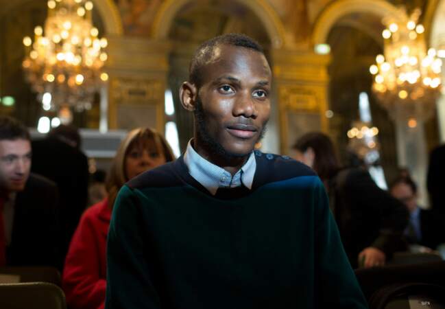 Un discours émouvant sous les yeux du héros Lassana Bathily 
