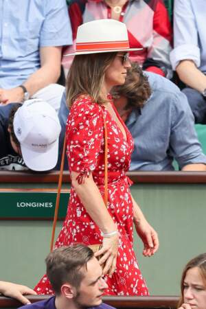 Pippa Middleton a opté pour une robe rouge fleurie