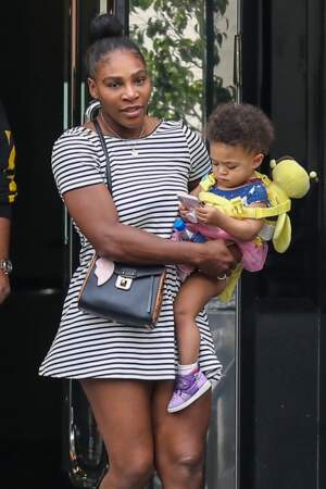 Pour une maman sportive comme Serena Williams, ici avec sa fille Alexis, deux ans