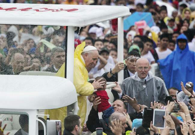 Certains ont même eu la chance de voir le pape de très près 