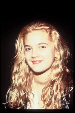 Drew Barrymore adolescente dans les années 90