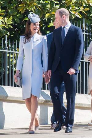 Le prince William et Kate Middleton semblaient même amusés de donner le change, devant les photographes