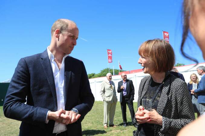 Le prince William échange au sujet du Tourist Trophy de l'île de Man