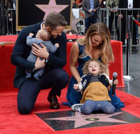 James , la fille de Ryan Reynolds et Blake Lively, s'est fait remarquer sur Hollywood Boulevard