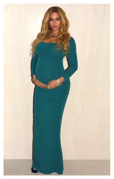 Beyoncé, enceinte de jumeaux et heureuse